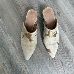 Chocolat Blu Beige and Gold Mules